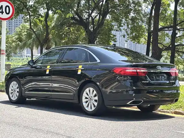 Ford Taurus 2018