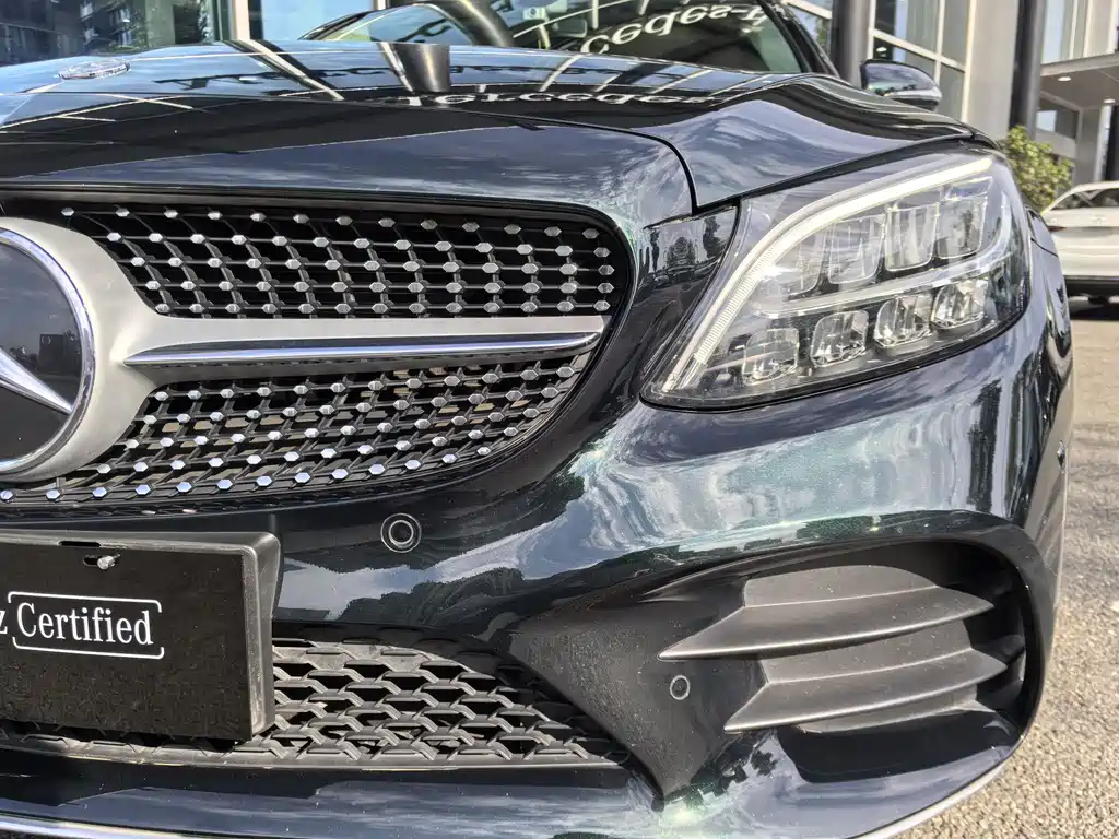 Mercedes-Benz C-Class 2020