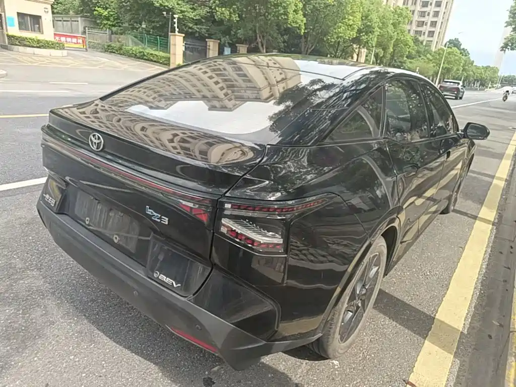 Toyota bZ3 2023