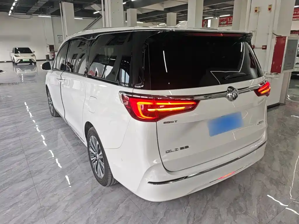 Buick GL8 2023