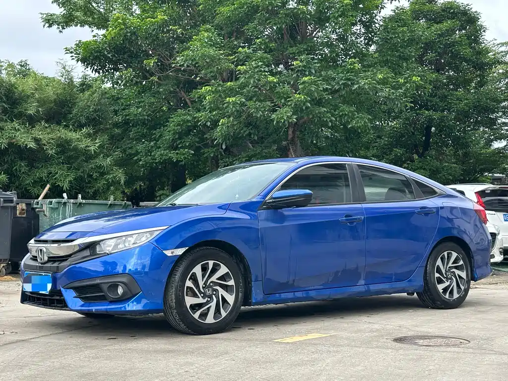 Honda Civic 2018 — фото 1