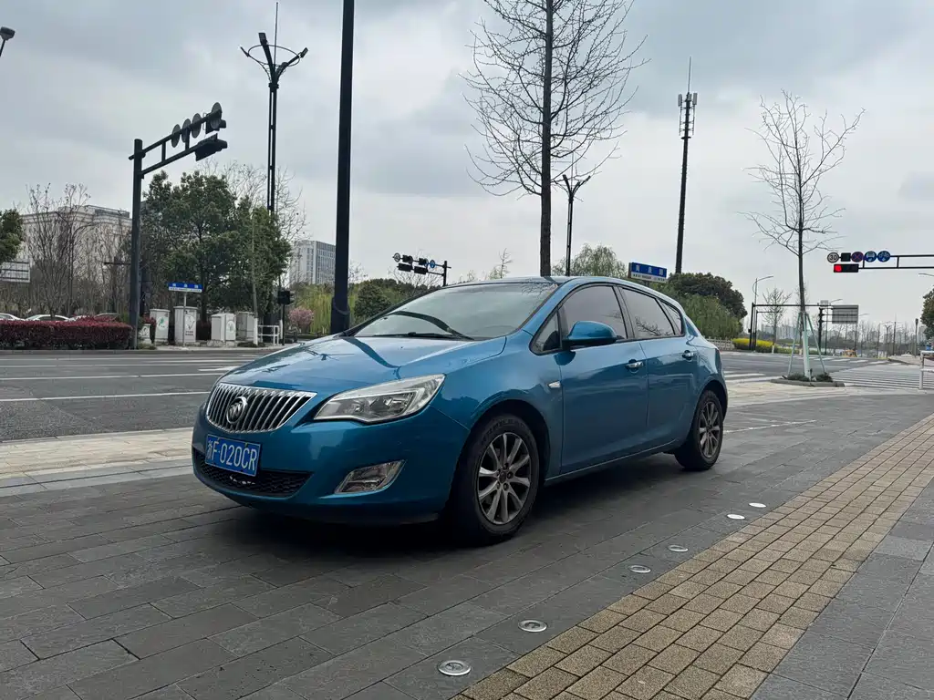 Buick Excelle GT 2014 — фото 2