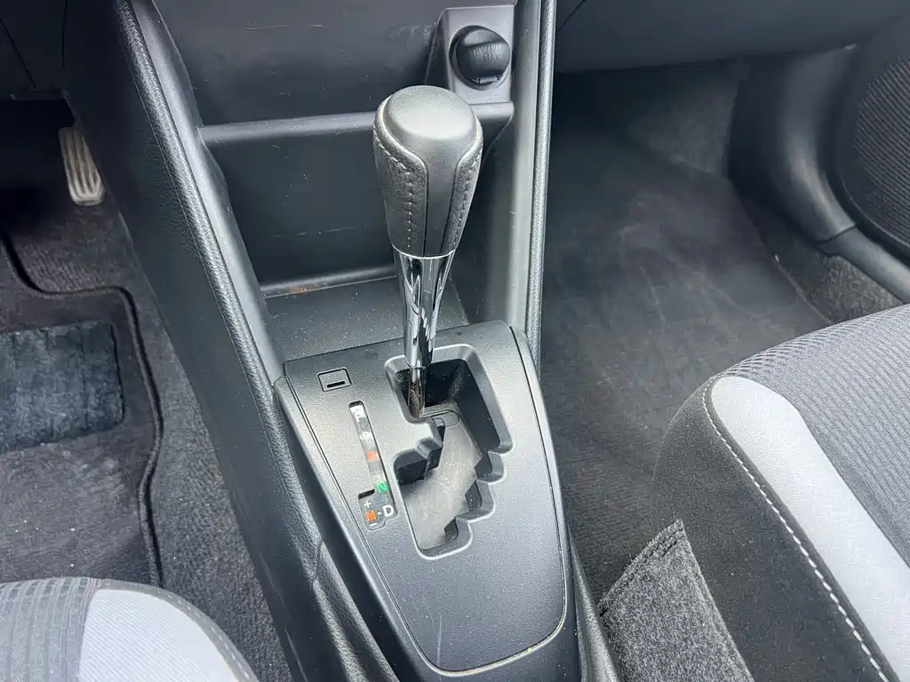 Toyota Yaris L 2019 — фото 14