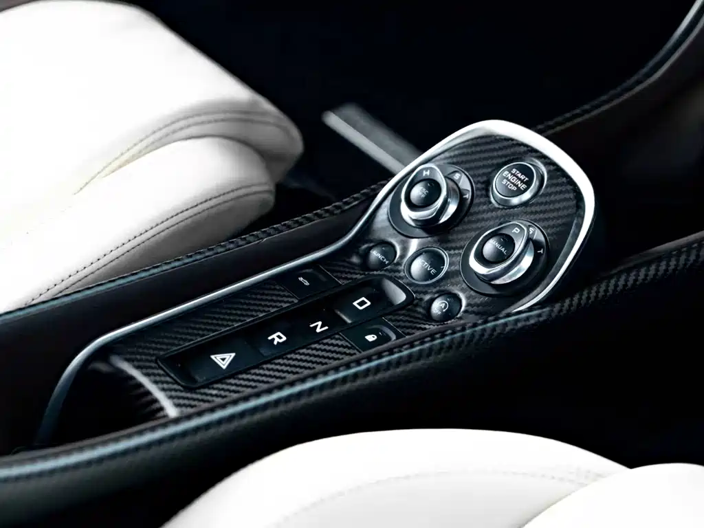 McLaren 570 2016 — фото 14