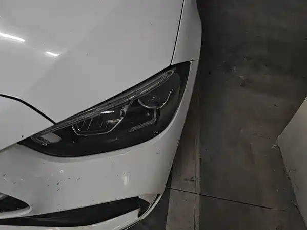 Mercedes-Benz C-Class 2022