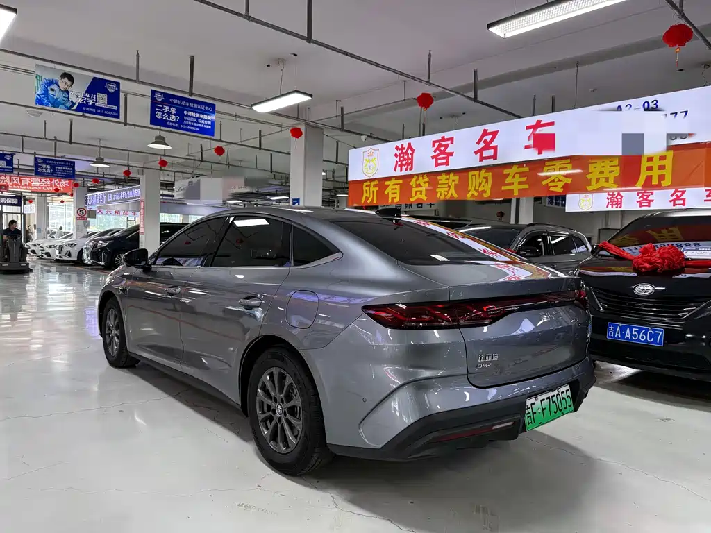 BYD Qin L 2025 — фото 6