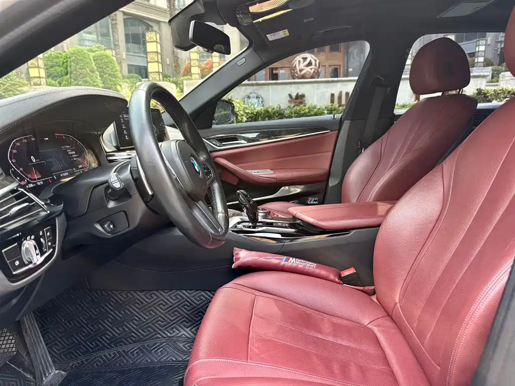 BMW 5 Series 2020 — фото 13