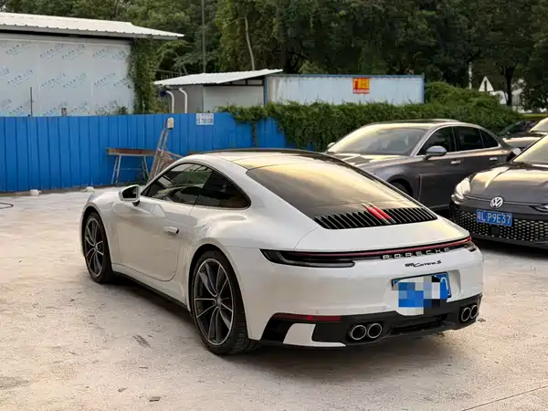 Porsche 911 2022