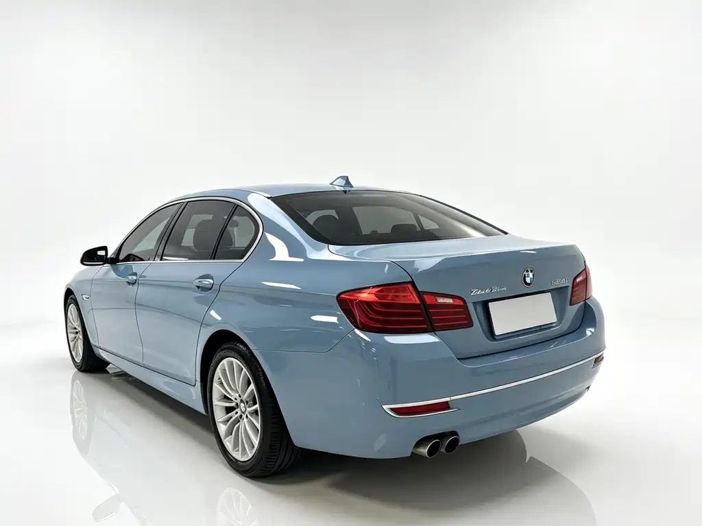 BMW 5 Series 2015 — фото 3