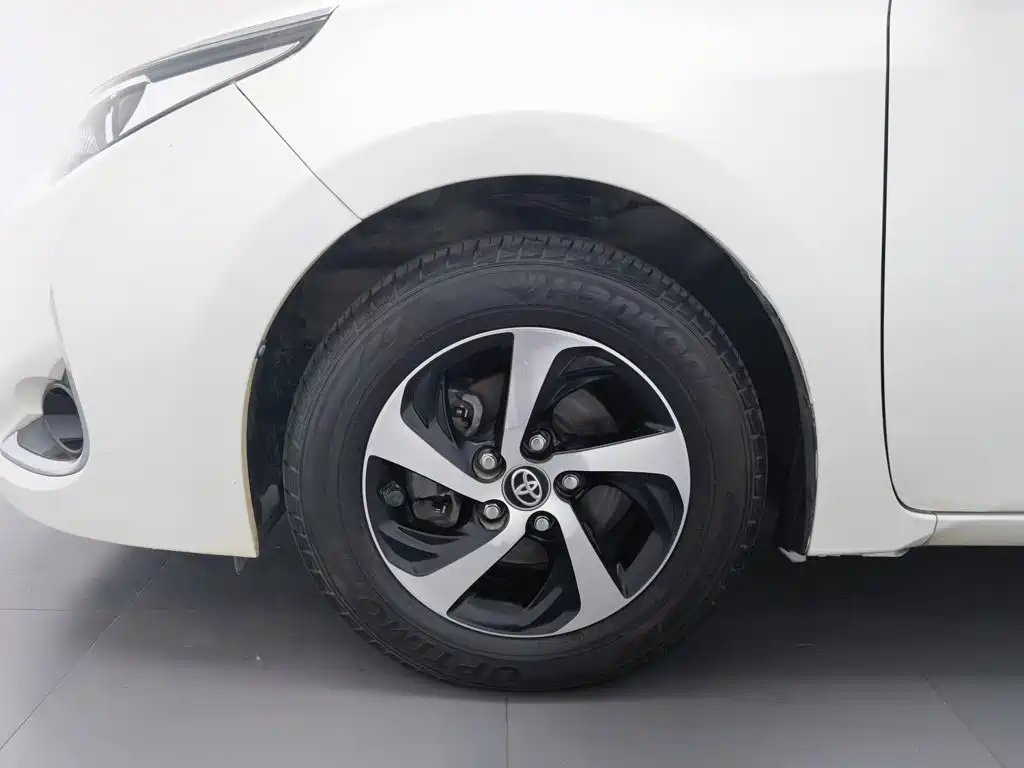 Toyota Levin 2017 — фото 17