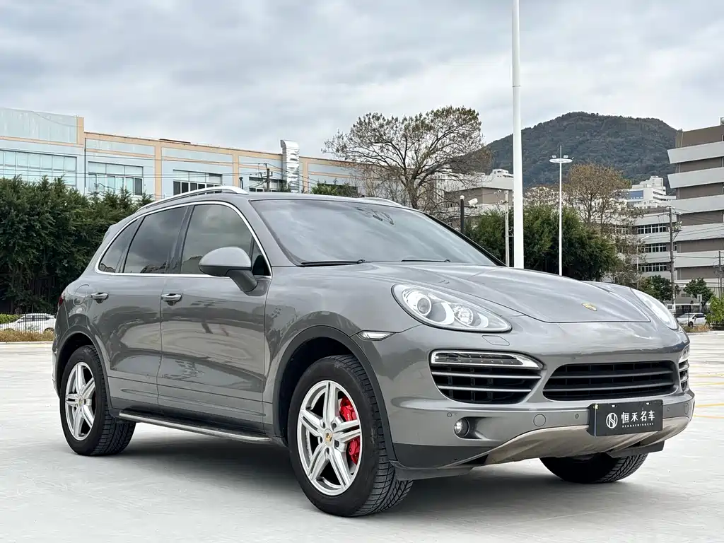 Porsche Cayenne 2013 — фото 3