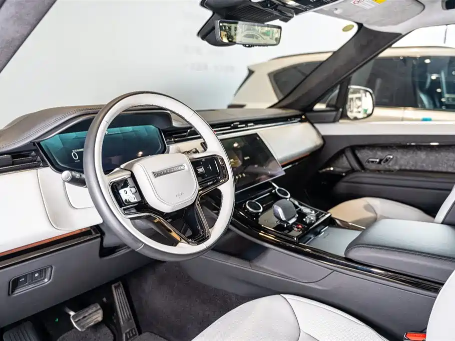 Land Rover Range Rover Sport New Energy 2023 — фото 6