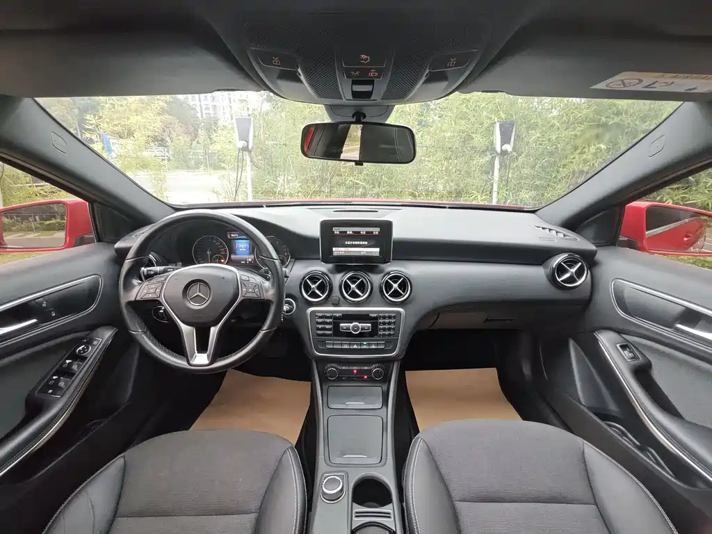 Mercedes-Benz A-Class 2013 — фото 14