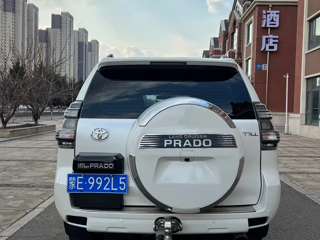 Toyota Prado 2015 — фото 6