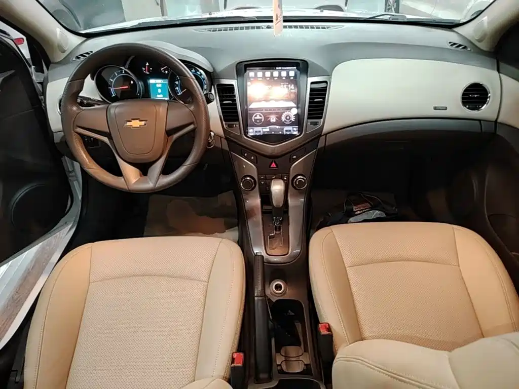 Chevrolet Cruze 2016 — фото 10