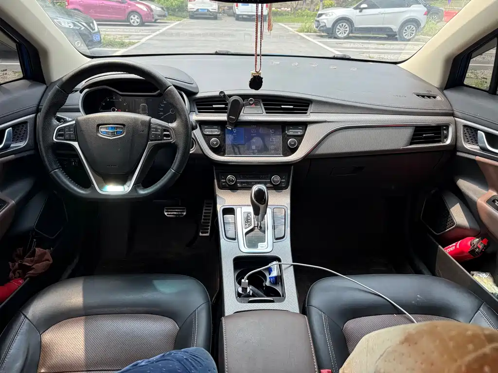 Geely Emgrand GS 2017 — фото 3