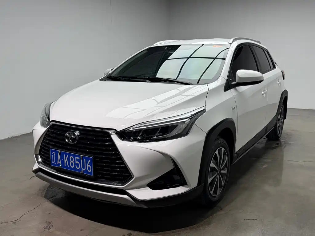 Toyota Yaris L 2022