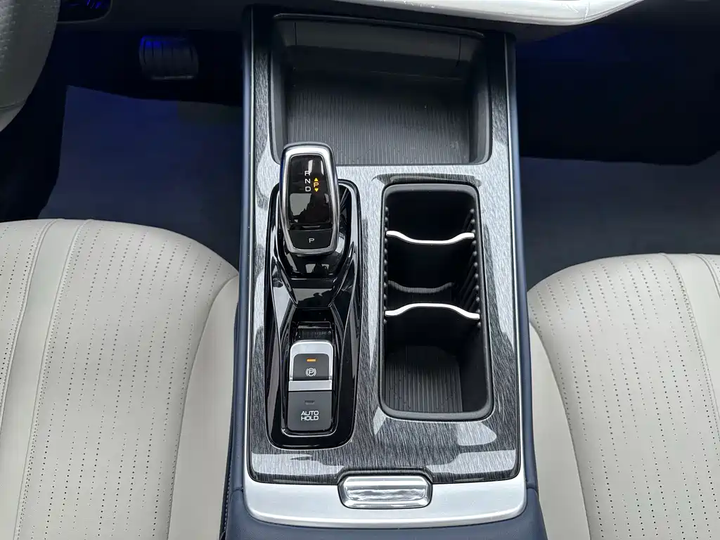 Dongfeng Yixuan MAX 2023 — фото 20