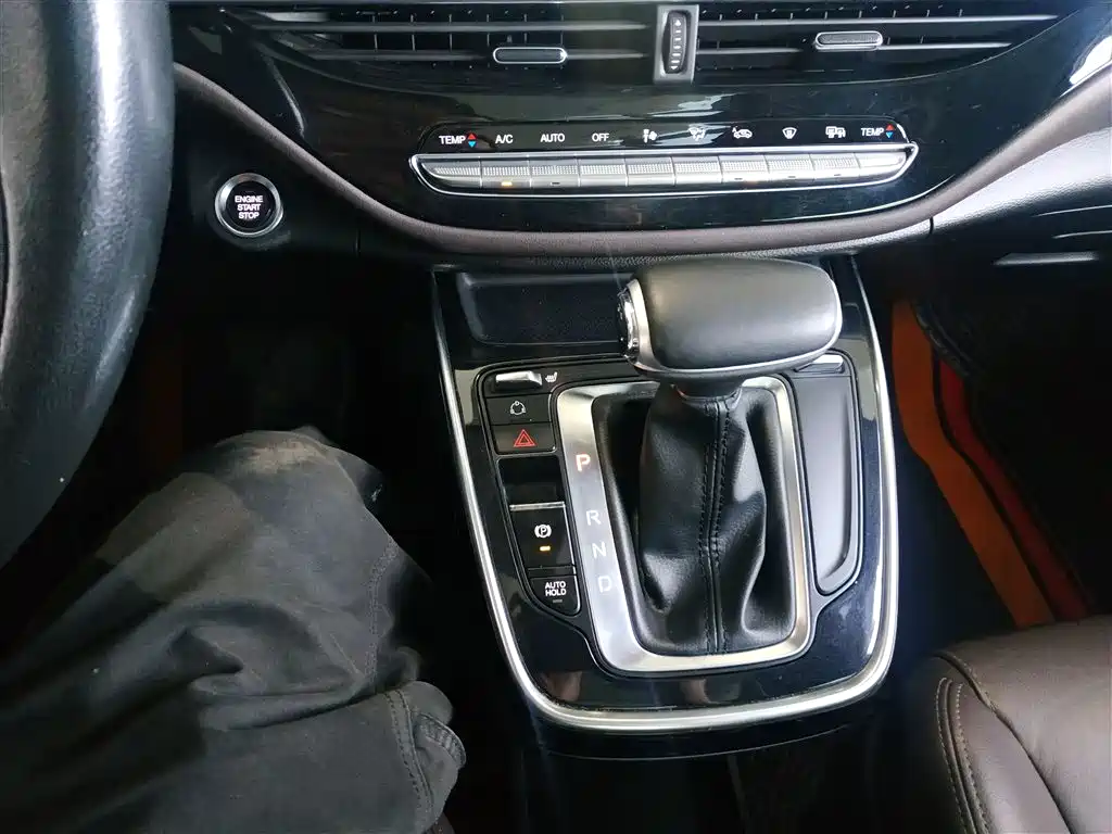 GAC Motor Trumpchi M6 2020 — фото 14