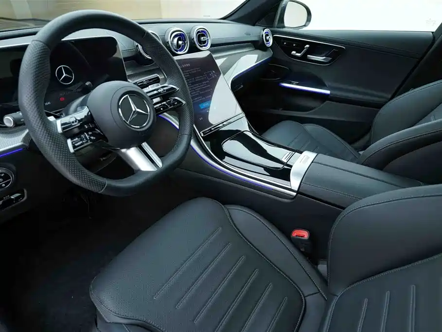 Mercedes-Benz C-Class 2023 — фото 9