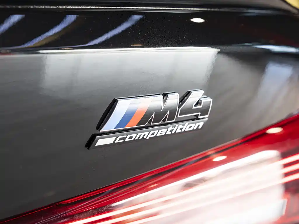 BMW M4 2025 — фото 13