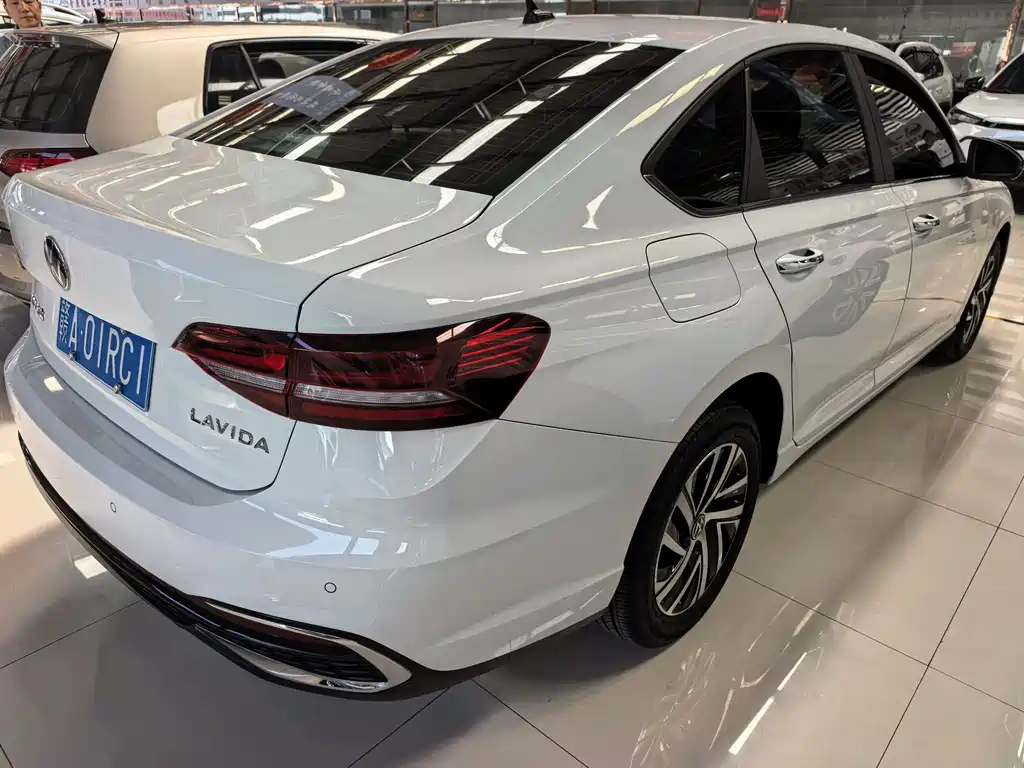 Volkswagen Lavida 2024