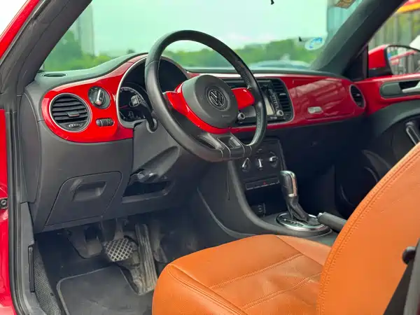 Volkswagen Beetle 2015