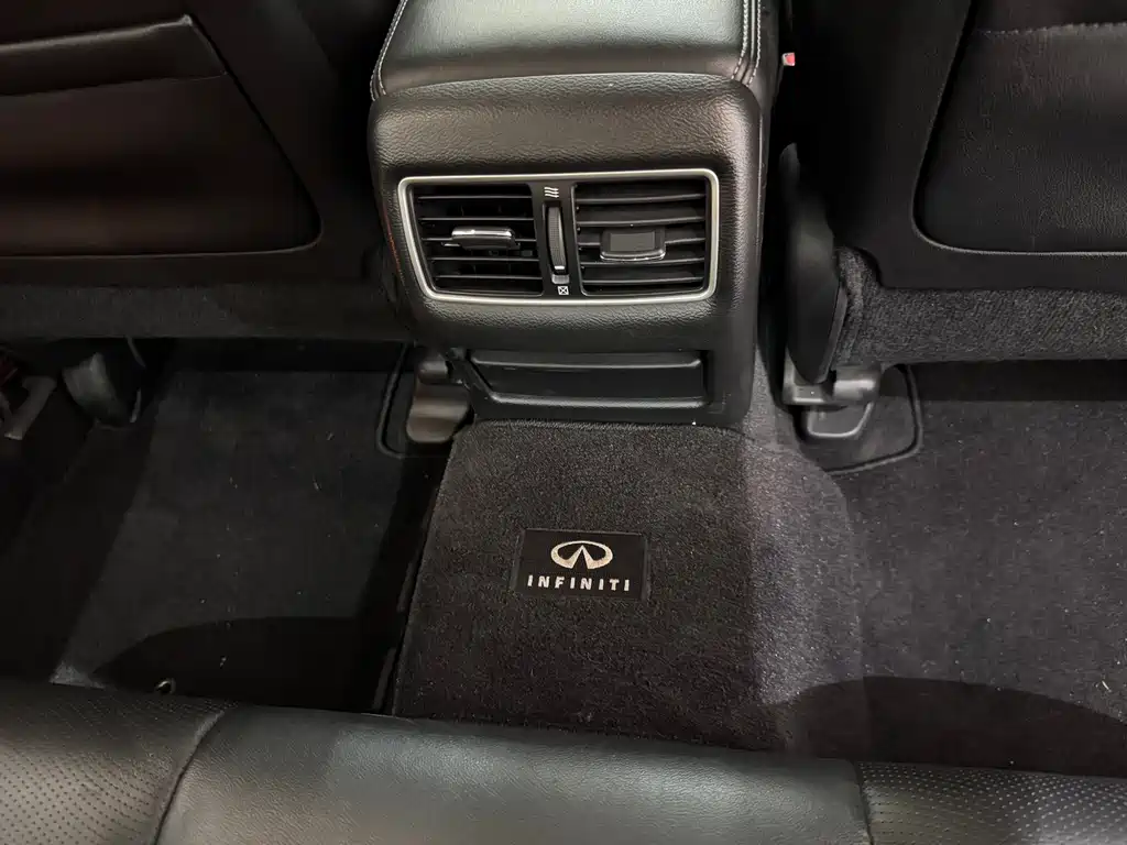 Infiniti Q50L 2019 — фото 14