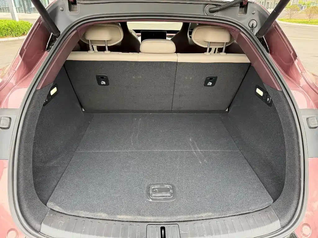 Xiaomi YU7 2025 — фото 17