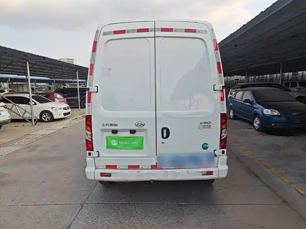 Maxus V80 2024