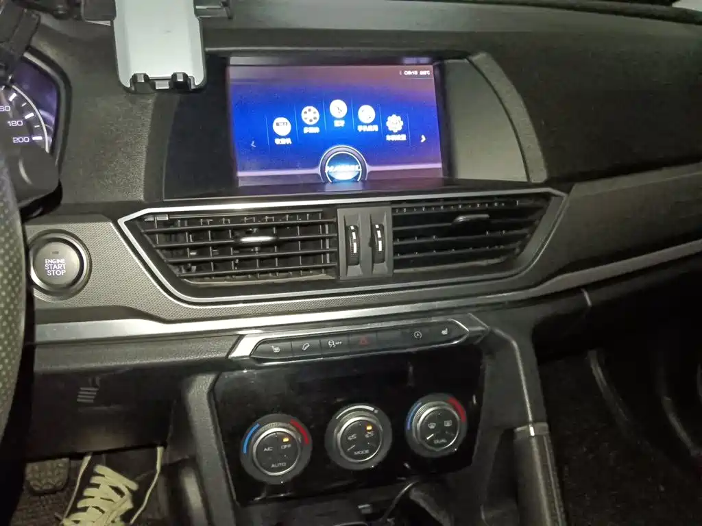 Haval H6 2018 — фото 10