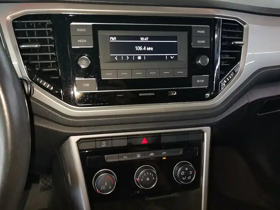 Volkswagen T-Roc 2019 — фото 13