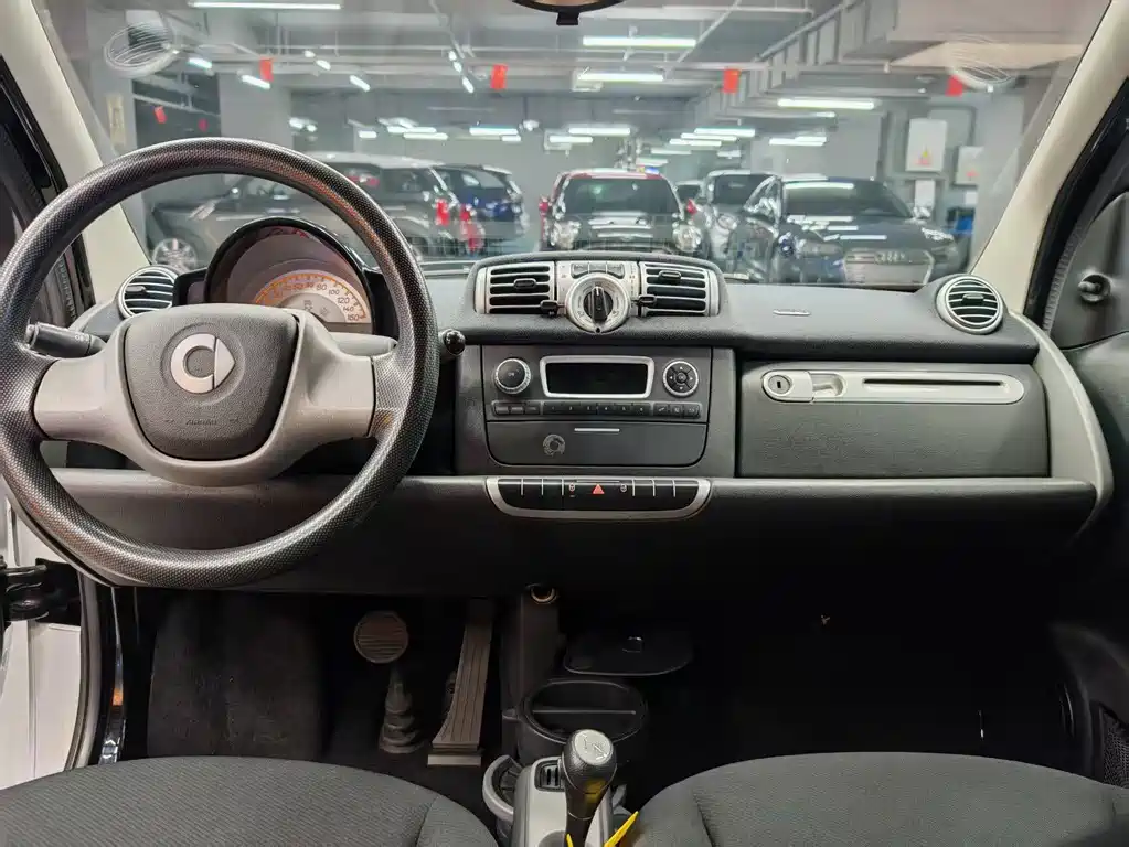 smart Fortwo 2014 — фото 20