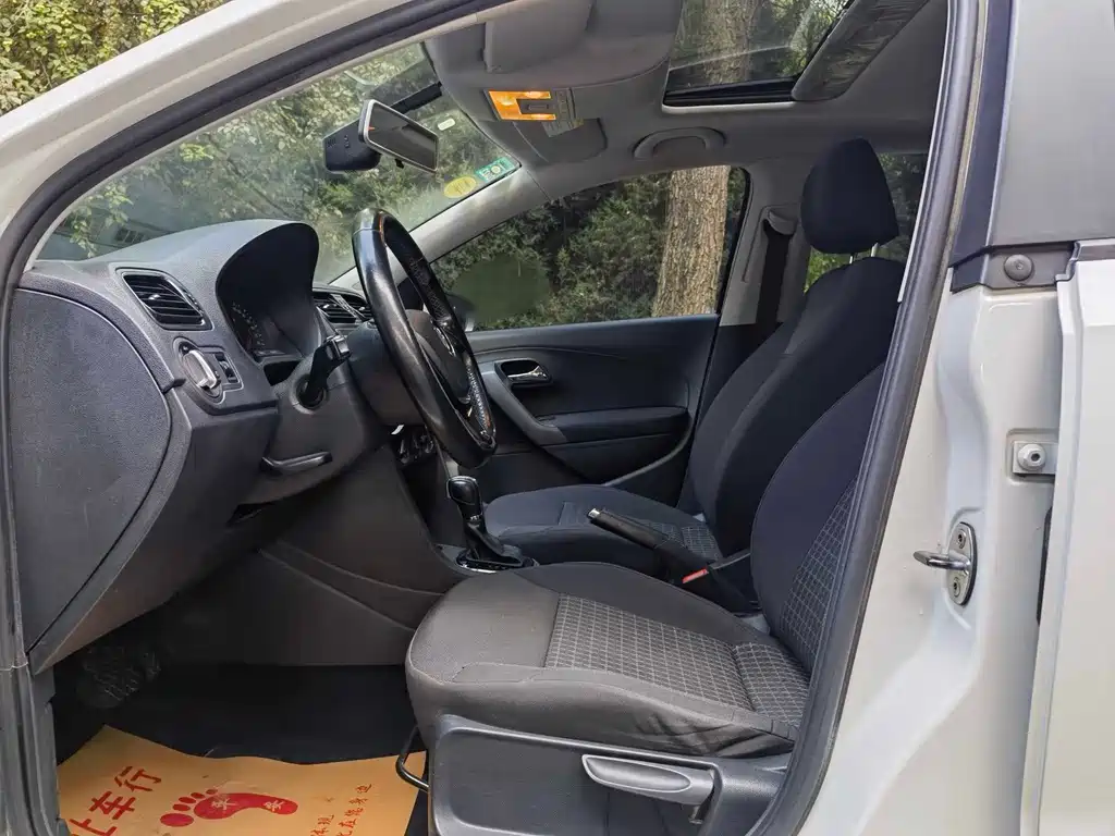 Volkswagen Polo 2016