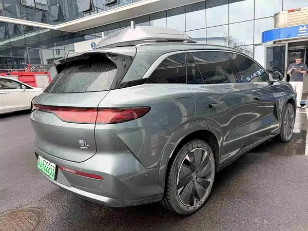 BYD Tang L 2025