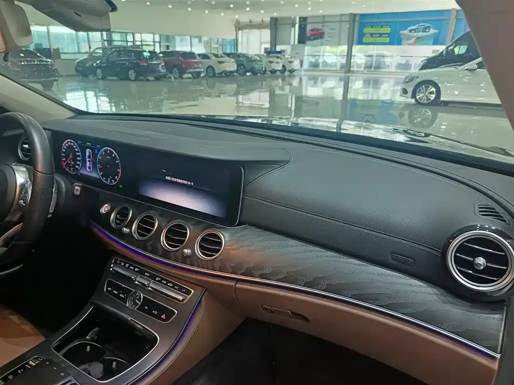 Mercedes-Benz E-Class 2019
