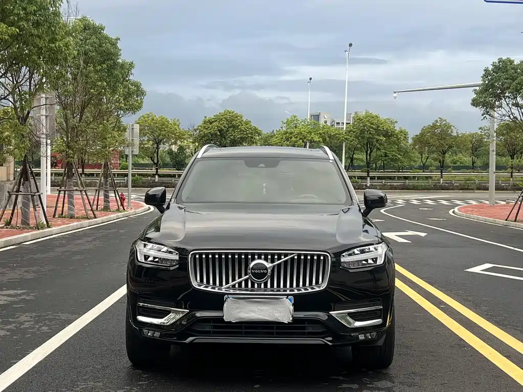 Volvo XC90 2021