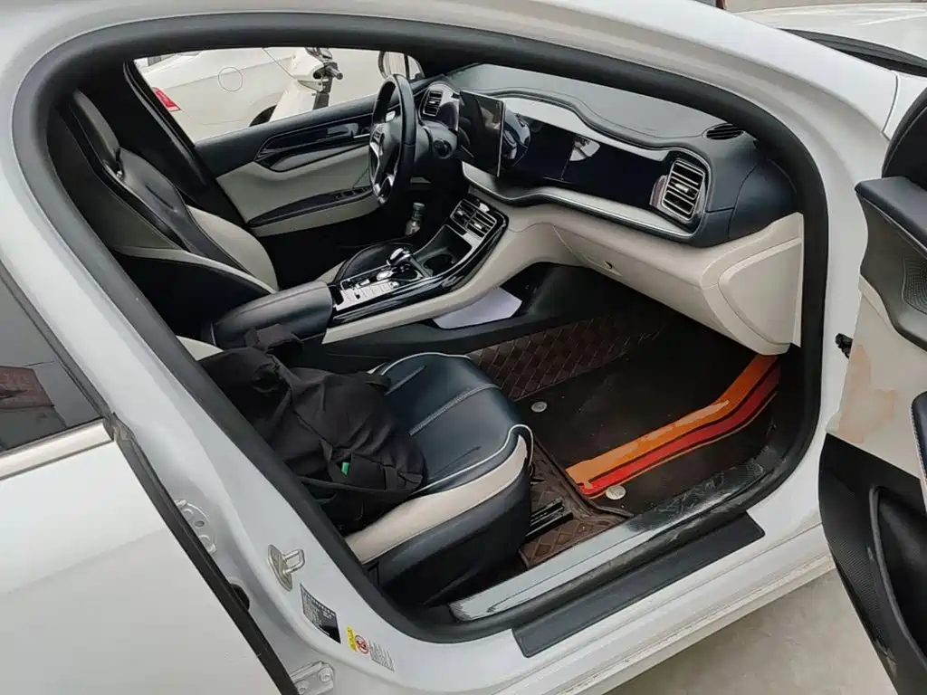 BYD Qin PLUS 2023 — фото 20