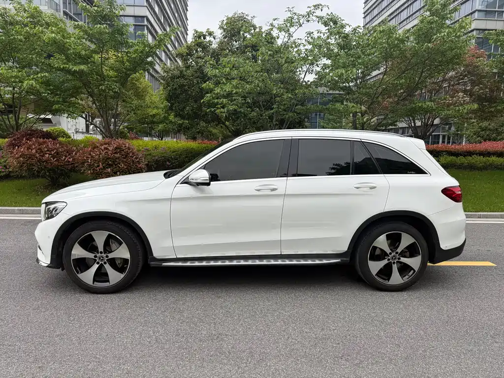 Mercedes-Benz GLC 2018 — фото 4