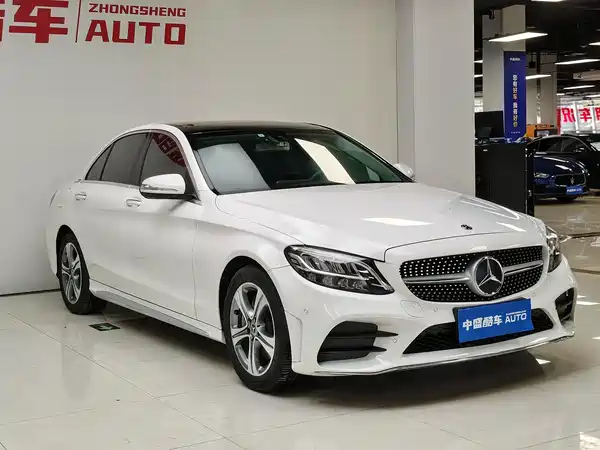 Mercedes-Benz C-Class 2019