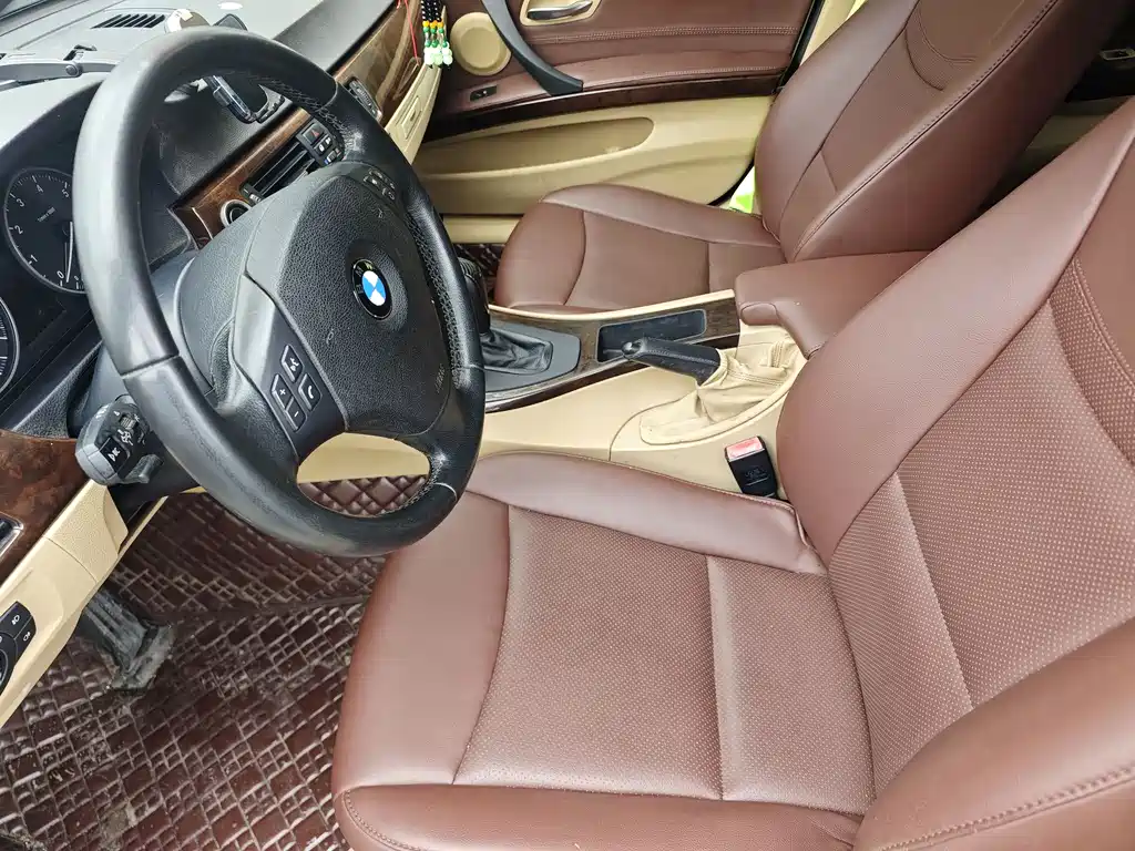 BMW 3 Series 2012 — фото 9