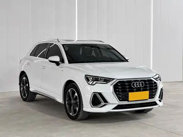 Audi Q3 2022