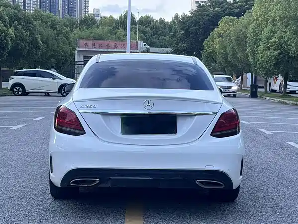 Mercedes-Benz C-Class 2020