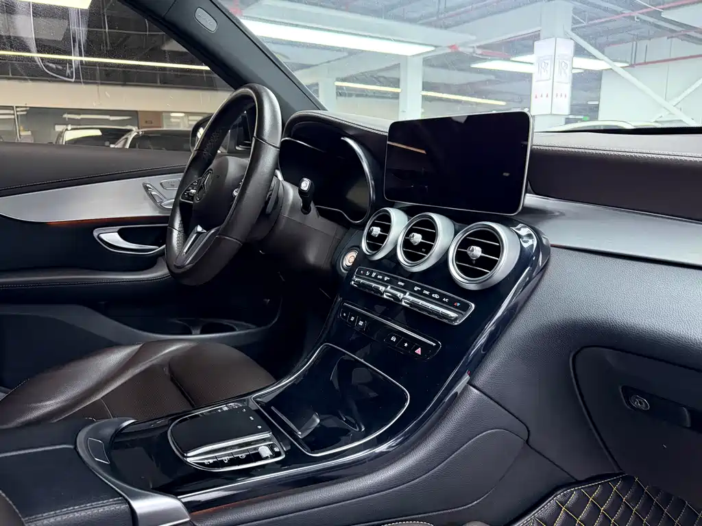 Mercedes-Benz GLC 2022 — фото 13