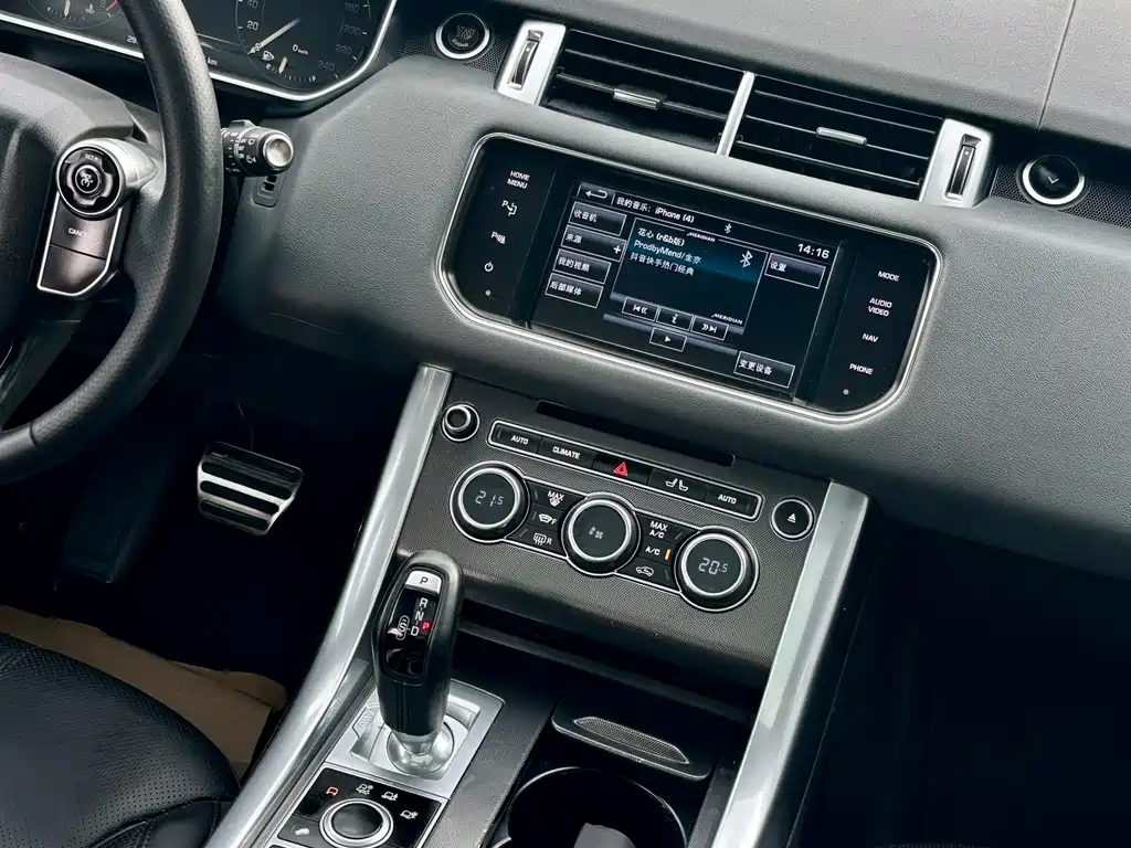 Land Rover Sport 2015 — фото 9