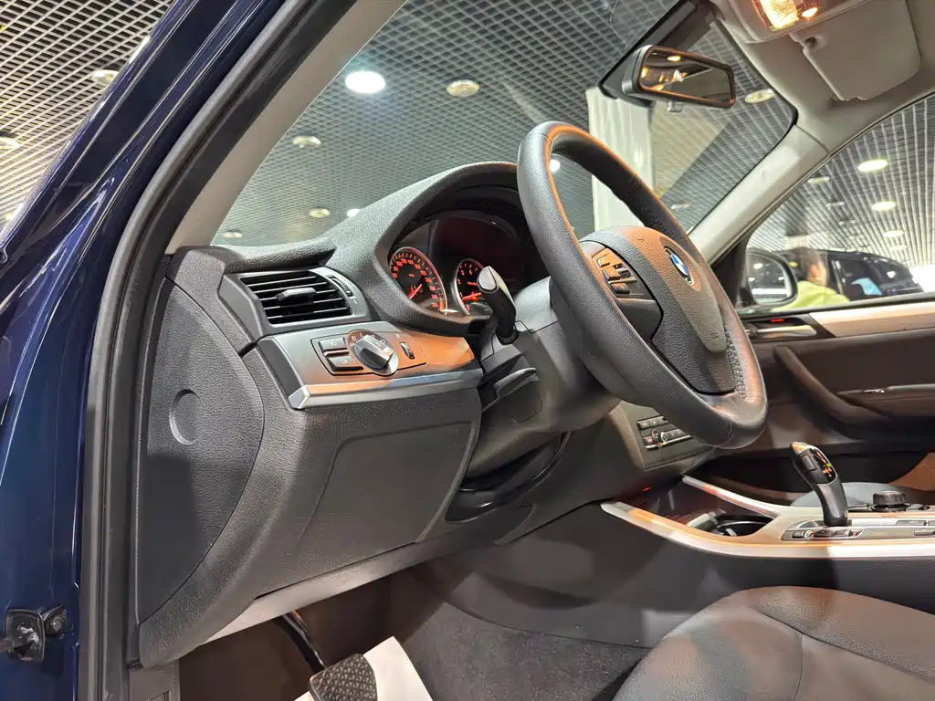 BMW X3 2017 — фото 13