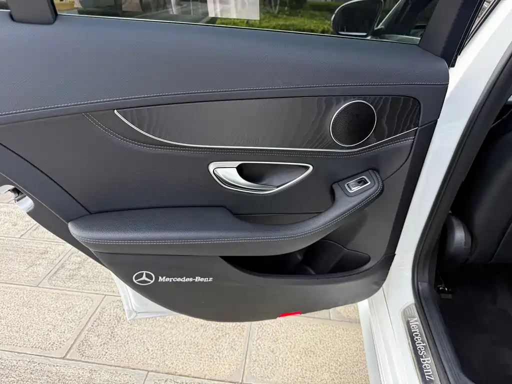 Mercedes-Benz C-Class 2020 — фото 31