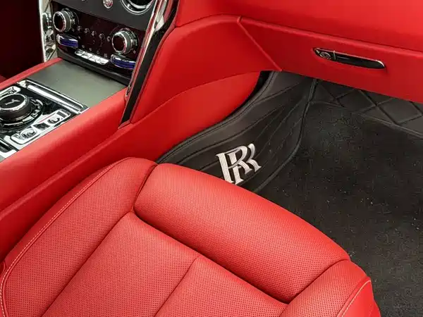 Rolls-Royce Cullinan 2021