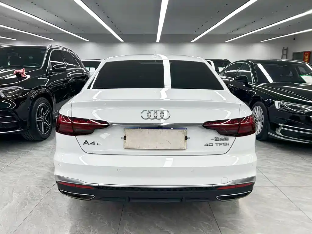 Audi A4L 2020 — фото 5
