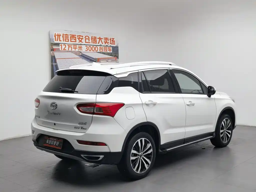 GAC Trumpchi GS4 2018 — фото 2
